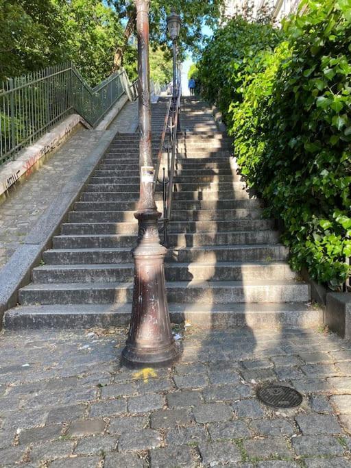 Ferienwohnung Montmartre Joli 2 Pieces Au Pied Du Sacre Coeur Paris Exterior foto